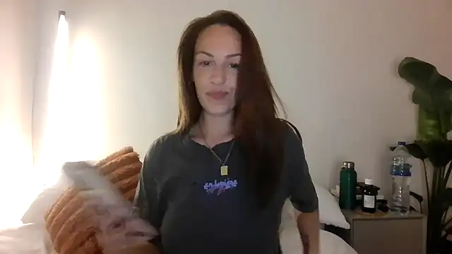 Edenfox- online show from March 7, 2026, 11:35 pm