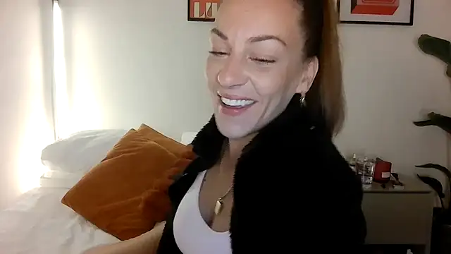 Edenfox- online show from March 22, 2026, 12:58 am