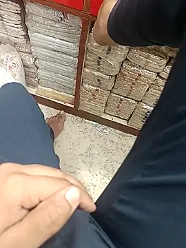 Snapshot of robis12314 chatting on November 8, 2025, 1:55 pm robis12314 online show from November 8, 2025, 1:55 pm