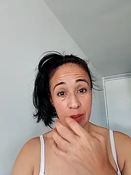 Coeur de luxure online show from March 30, 2026, 2:51 pm