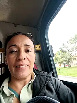 Coeur de luxure online show from April 14, 2026, 6:14 pm