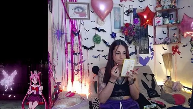 Snapshot of purplekattlyn chatting on March 22, 2026, 8:56 pm purplekattlyn online show from March 22, 2026, 8:56 pm