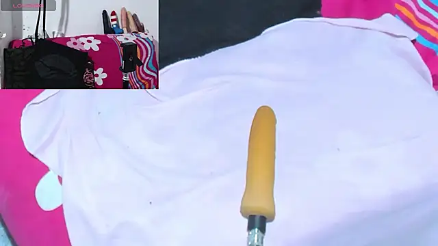 afroditacute15 online show from February 5, 2026, 10:03 pm