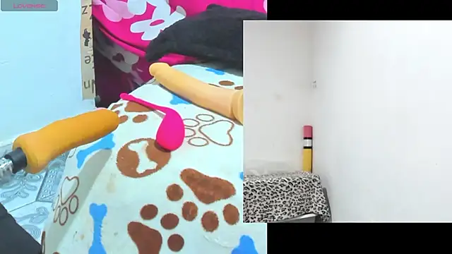 afroditacute15 online show from February 25, 2026, 8:51 pm