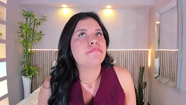 Snapshot of GeorginaReyes chatting on December 20, 2025, 10:39 pm GeorginaReyes online show from December 20, 2025, 10:39 pm