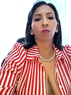 Snapshot of Mrsvictoriaaa chatting on January 8, 2026, 8:11 pm Mrsvictoriaaa online show from January 8, 2026, 8:11 pm