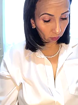 Snapshot of Mrsvictoriaaa chatting on January 17, 2026, 8:23 pm Mrsvictoriaaa online show from January 17, 2026, 8:23 pm