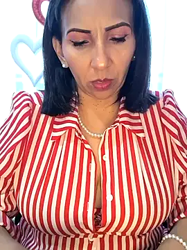 Snapshot of Mrsvictoriaaa chatting on February 16, 2026, 7:54 pm Mrsvictoriaaa online show from February 16, 2026, 7:54 pm