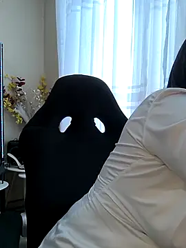 Snapshot of Mrsvictoriaaa chatting on April 8, 2026, 7:25 pm Mrsvictoriaaa online show from April 8, 2026, 7:25 pm