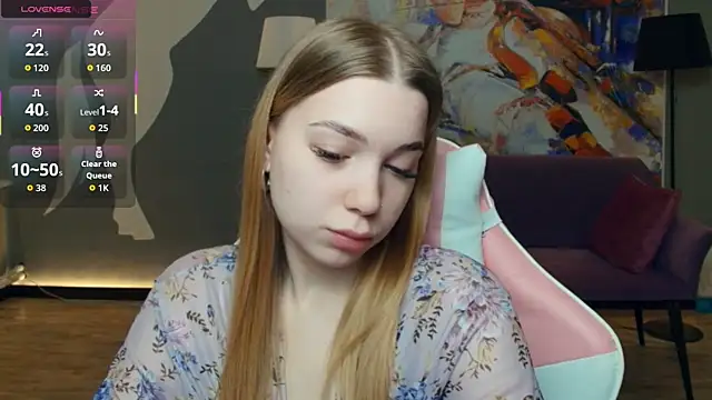 FloraBonde online show from December 18, 2025, 11:16 am