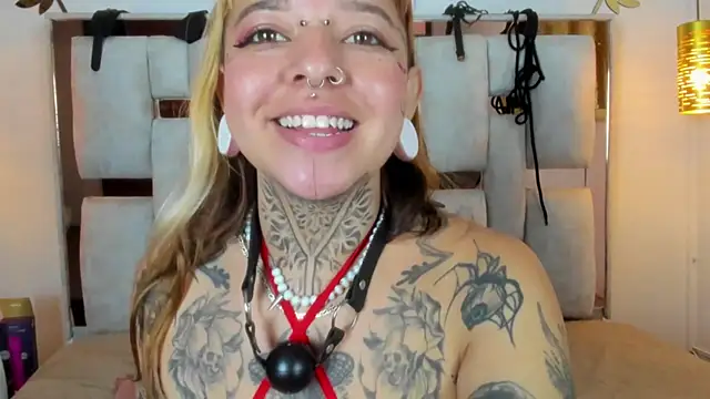 Snapshot of Braylen_Sanchez chatting on November 29, 2025, 2:20 pm Braylen Sanchez online show from November 29, 2025, 2:20 pm