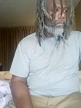 Snapshot of KingSlim56 chatting on December 18, 2025, 2:06 am KingSlim56 online show from December 18, 2025, 2:06 am