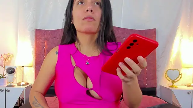 ValentinaGuerra online show from October 2, 2025, 2:07 am