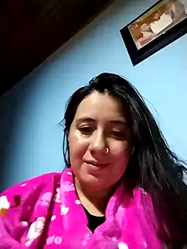 sweetie  annieee online show from October 12, 2025, 4:44 am