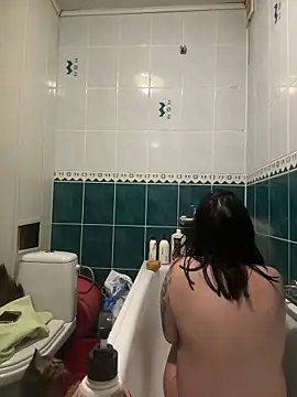 Snapshot of Naughtbaby_2025 chatting on October 26, 2025, 12:33 pm Naughtbaby 2025 online show from October 26, 2025, 12:33 pm