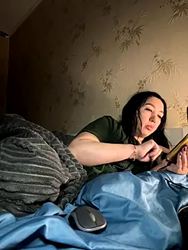 Snapshot of Naughtbaby_2025 chatting on November 22, 2025, 3:27 am Naughtbaby 2025 online show from November 22, 2025, 3:27 am