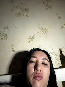 Snapshot of Naughtbaby_2025 chatting on November 27, 2025, 12:13 am Naughtbaby 2025 online show from November 27, 2025, 12:13 am