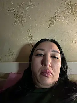 Naughtbaby 2025 online show from April 1, 2026, 1:06 am