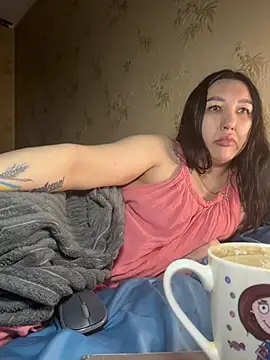 Snapshot of Naughtbaby_2025 chatting on June 4, 2026, 2:39 am Naughtbaby 2025 online show from June 4, 2026, 2:39 am