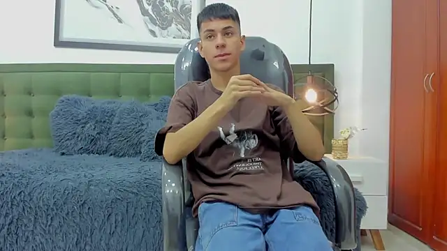 Johann sex online show from November 26, 2025, 3:13 pm