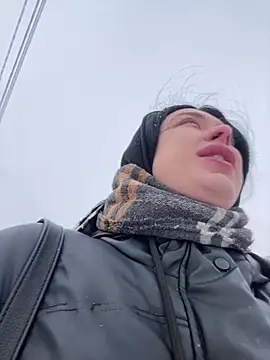 AlishaPrettyBlade online show from March 10, 2025, 3:34 am