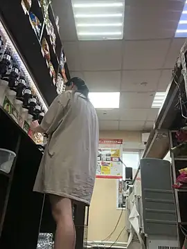 AlishaPrettyBlade online show from October 22, 2025, 9:42 am