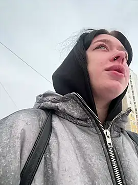 AlishaPrettyBlade online show from February 8, 2026, 5:11 am