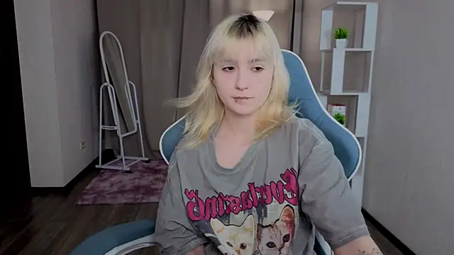 Snapshot of Nasy chatting on November 29, 2025, 6:44 pm Nasy online show from November 29, 2025, 6:44 pm