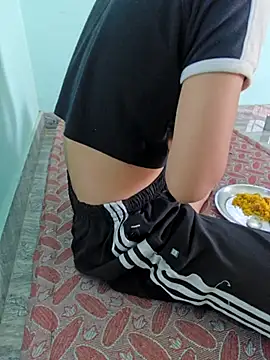 Snapshot of HorNy_Bro_Sis chatting on October 19, 2025, 4:35 am HorNy Bro Sis online show from October 19, 2025, 4:35 am