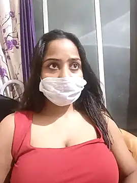 COZY ROZI online show from October 7, 2025, 5:21 pm