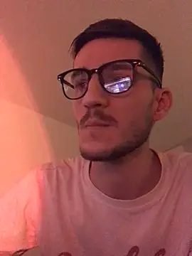 yoyoboy988 online show from February 18, 2025, 9:42 pm