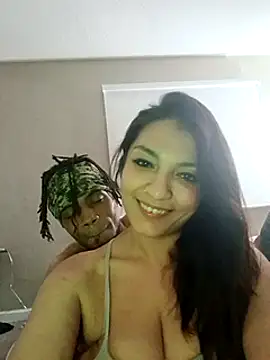 Snapshot of PersianCream77 chatting on February 16, 2025, 11:59 pm PersianCream77 online show from February 16, 2025, 11:59 pm