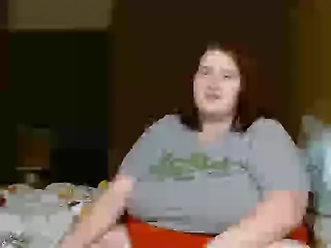 Snapshot of BubblyMoonie chatting on December 20, 2025, 2:07 am BubblyMoonie online show from December 20, 2025, 2:07 am