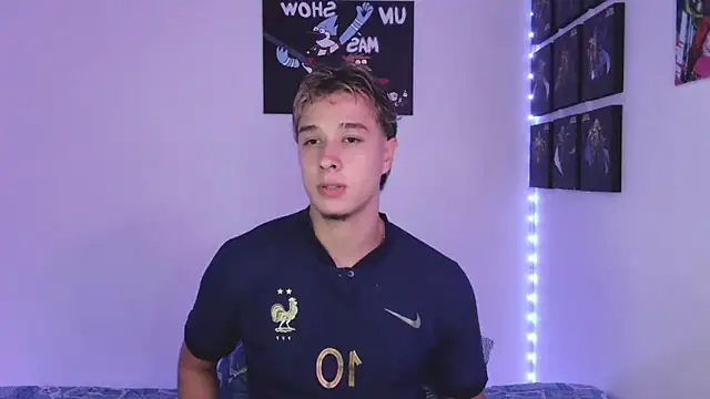 jack walker190 online show from September 13, 2025, 4:34 am