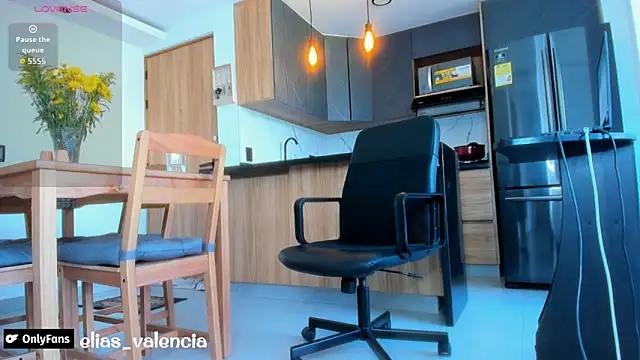 Snapshot of fitnolan chatting on February 26, 2026, 2:49 pm fitnolan online show from February 26, 2026, 2:49 pm