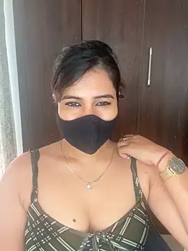 Sexy Madhuri Bhabhi online show from March 21, 2026, 8:19 am