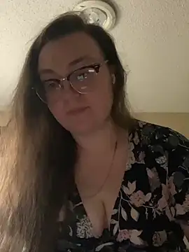 HTXBELLE online show from March 9, 2025, 10:08 pm