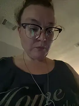Snapshot of HTXBELLE chatting on April 30, 2026, 3:51 pm HTXBELLE online show from April 30, 2026, 3:51 pm