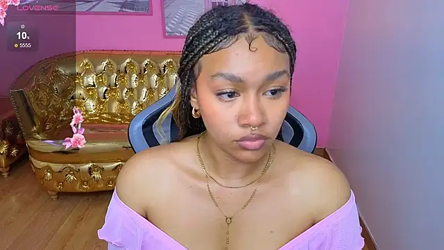 Snapshot of catalina25_t chatting on February 11, 2026, 7:52 pm catalina25 t online show from February 11, 2026, 7:52 pm