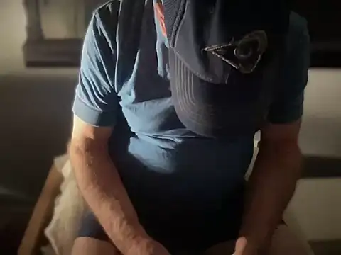 Snapshot of DominantDong chatting on November 30, 2025, 12:09 pm DominantDong online show from November 30, 2025, 12:09 pm