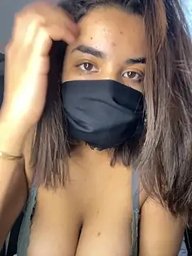 Louli ta online show from November 30, 2025, 1:42 am