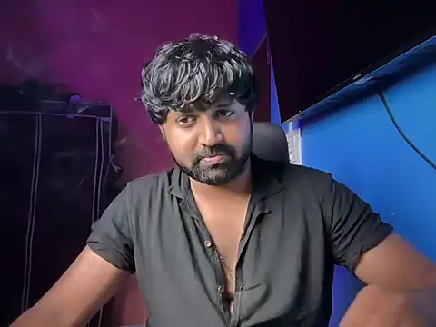 screwdrivertournevis3 online show from October 24, 2025, 6:15 pm