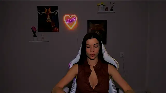 KetiWils online show from March 2, 2025, 4:53 pm