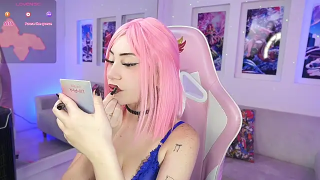 Snapshot of SaharaKramer chatting on March 20, 2025, 7:46 pm SaharaKramer online show from March 20, 2025, 7:46 pm