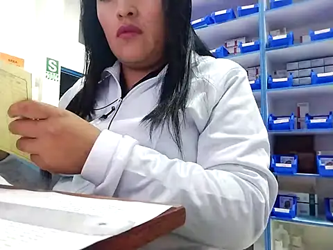 Lobitasexiii online show from November 5, 2025, 3:39 am