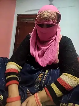 Snapshot of indian_couple4 chatting on February 18, 2025, 4:16 pm indian couple4 online show from February 18, 2025, 4:16 pm