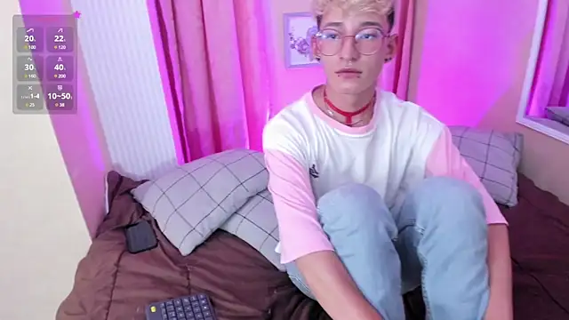 Snapshot of iiangel_ chatting on February 20, 2025, 3:56 am iiangel online show from February 20, 2025, 3:56 am