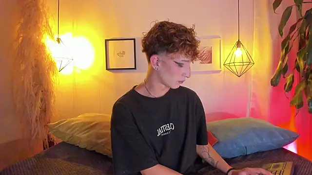 Snapshot of iiangel_ chatting on October 10, 2025, 3:38 am iiangel online show from October 10, 2025, 3:38 am