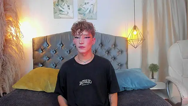 Snapshot of iiangel_ chatting on October 11, 2025, 3:28 am iiangel online show from October 11, 2025, 3:28 am