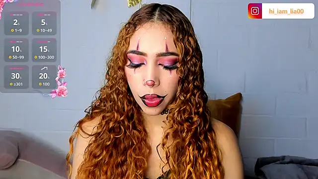 Snapshot of LiaHansson chatting on October 31, 2025, 5:03 pm LiaHansson online show from October 31, 2025, 5:03 pm